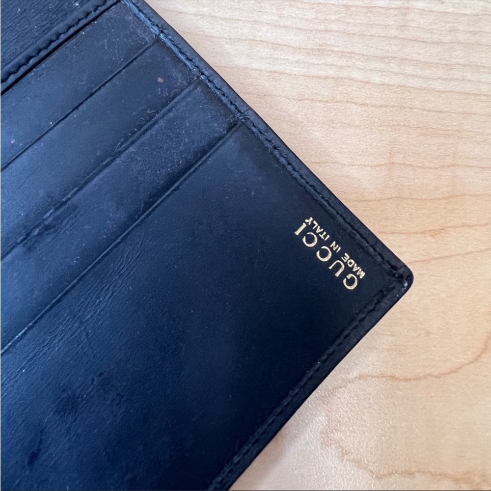 Authentic Gucci Wallet - Picture 3 of 13